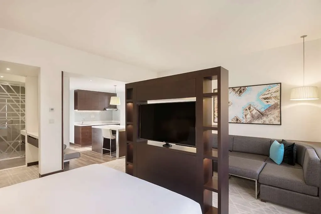 Hyatt Place Dubai Wasl District 4*,